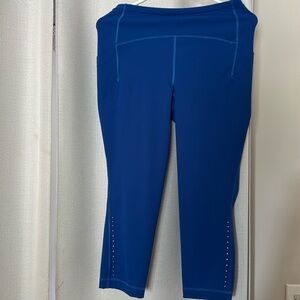 Lululemon leggings!